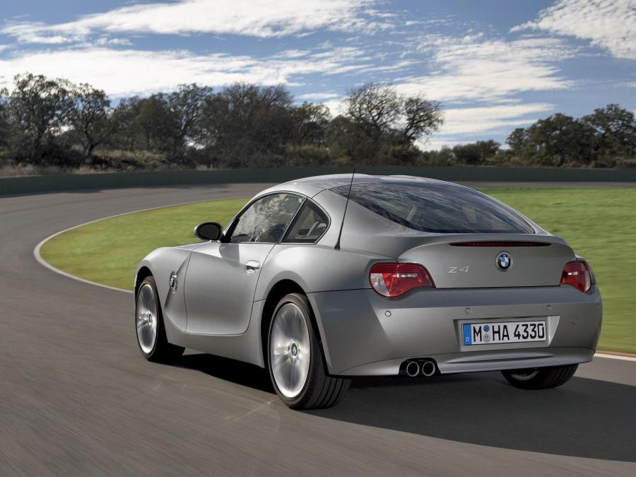  BMW Z4 Coupe 2006 года  (фото 32 из 49)